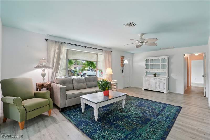 2 bedroom SingleFamilyResidence at 4011 Coconut Cir S, Coconut Grove, Naples — photo 3