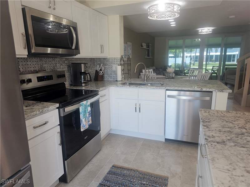 2 bedroom Townhouse at 18046 San Carlos Blvd 139, Boardwalk Caper, Fort Myers Beach — photo 4