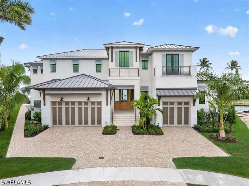 5 bedroom SingleFamilyResidence at 983 Sundrop Ct, Marco Island, Marco Island — photo 1