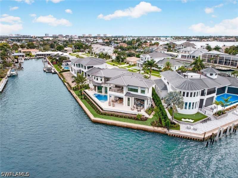 5 bedroom SingleFamilyResidence at 983 Sundrop Ct, Marco Island, Marco Island — photo 5