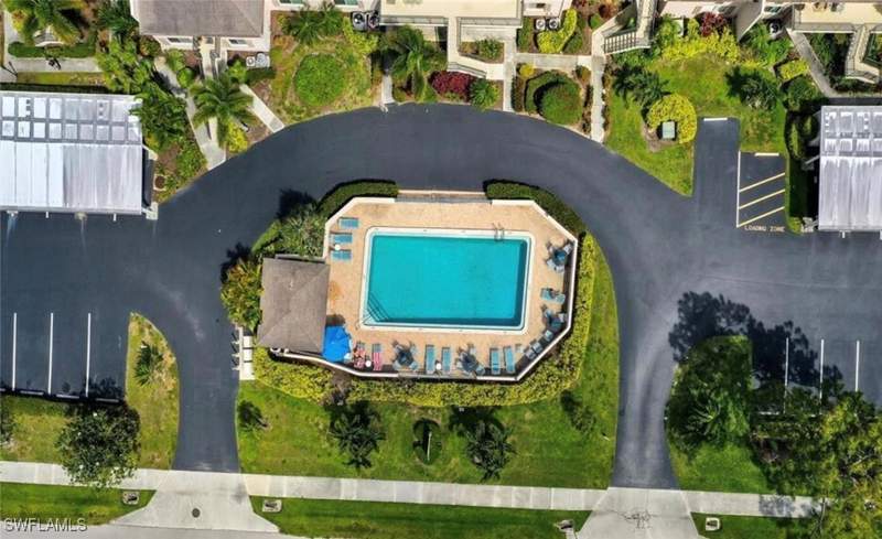 2 bedroom Condominium at 163 Palm Dr 2878, Sunrise, Naples — photo 2