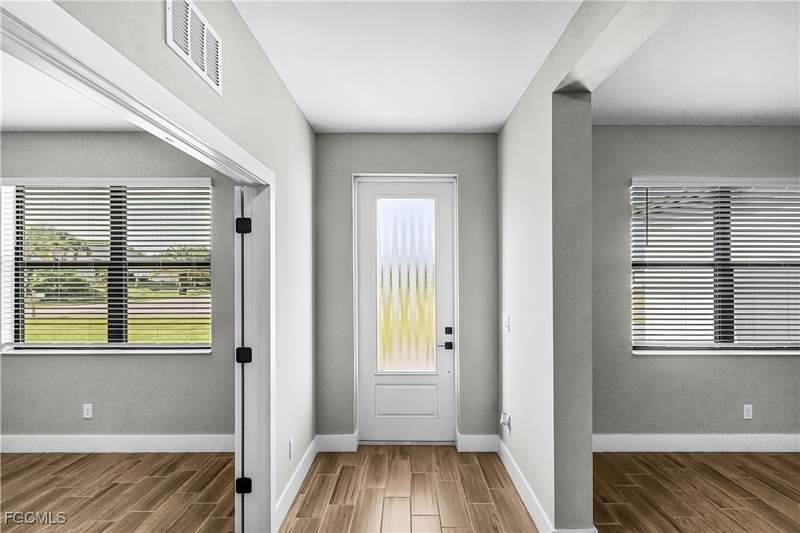 4 bedroom SingleFamilyResidence at 1705 SW 13th St, Cape Coral, Cape Coral — photo 4