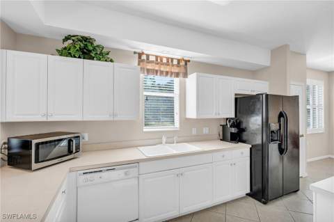 3970 Loblolly Bay Dr 5-108, Naples FL - photo 13 of 42