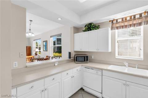 3970 Loblolly Bay Dr 5-108, Naples FL - photo 16 of 42
