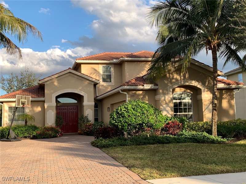 4 bedroom SingleFamilyResidence at 291 Saddlebrook Ln, Horse Creek Estates, Naples — photo 1