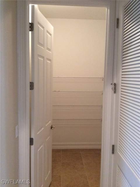 291 Saddlebrook Ln, Naples FL - photo 10 of 38