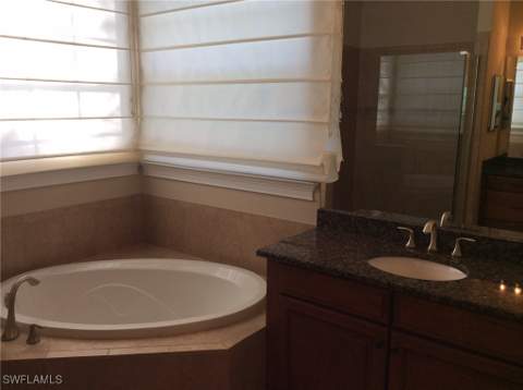 291 Saddlebrook Ln, Naples FL - photo 11 of 38