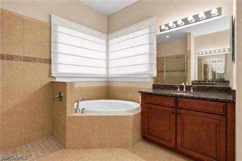 291 Saddlebrook Ln, Naples FL - photo 22 of 38
