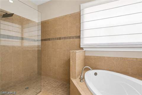 291 Saddlebrook Ln, Naples FL - photo 23 of 38
