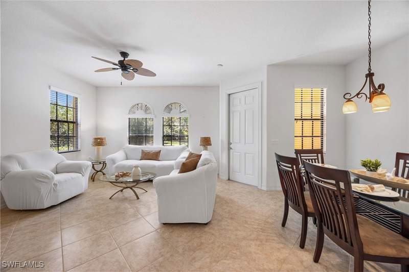 3 bedroom Townhouse at 9134 Chula Vista St 125, Ole, Naples — photo 4