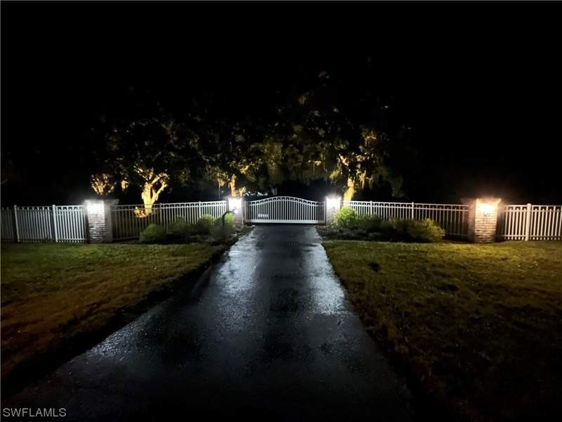 3 bedroom SingleFamilyResidence at 1323 Frontier Cir, Ranchettes, Labelle — photo 5