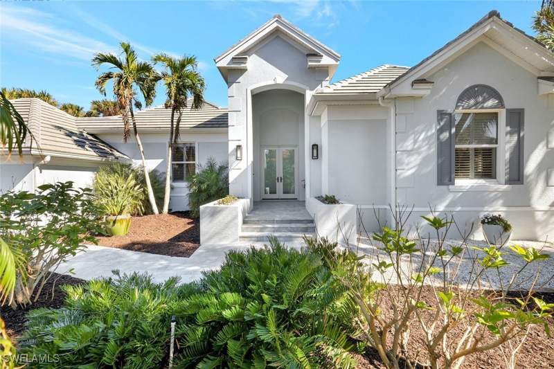 4 bedroom SingleFamilyResidence at 2450 Wulfert Rd, Sanctuary At Wulfert, Sanibel — photo 2