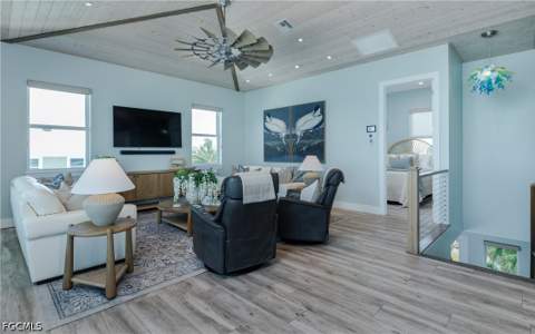 4620 Oro Pesos Ln, Upper Captiva FL - photo 9 of 50