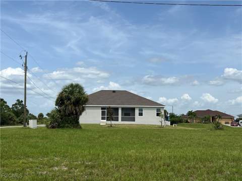 4024 NW 41st Ave, Cape Coral FL - photo 18 of 24