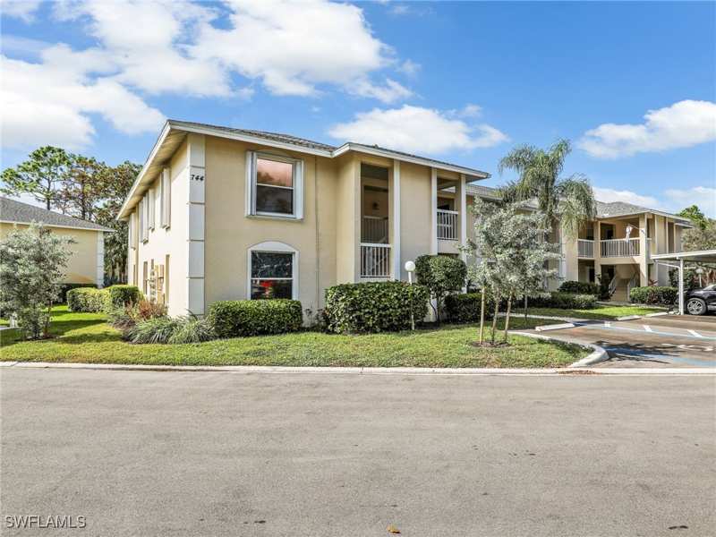 3 bedroom Condominium at 744 Landover Cir 101, Newcastle, Naples — photo 1
