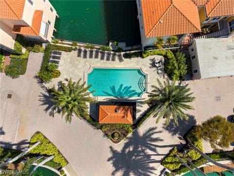 4000 Gulf Shore Blvd N 2000, Naples FL - photo 21 of 27