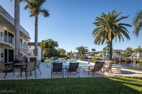 843 SE 46th Ln 1, Cape Coral FL - photo 8 of 43