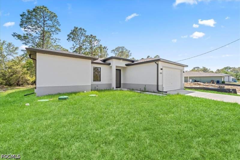 3 bedroom SingleFamilyResidence at 2914 67th St W, Lehigh Acres, Lehigh Acres — photo 4