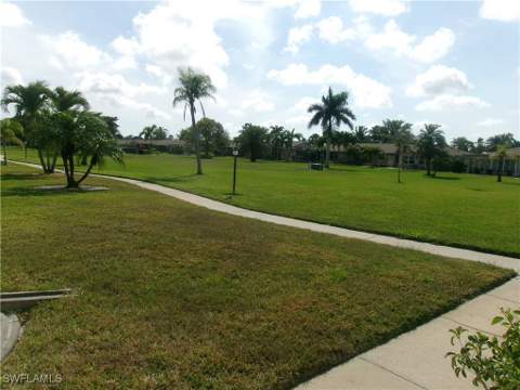 5447 Capbern Ct, Fort Myers FL - photo 19 of 25