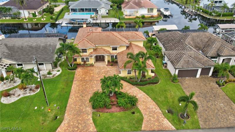 4 bedroom SingleFamilyResidence at 917 SW 54th Ln, Cape Coral, Cape Coral — photo 4