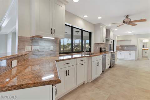917 SW 54th Ln, Cape Coral FL - photo 9 of 50
