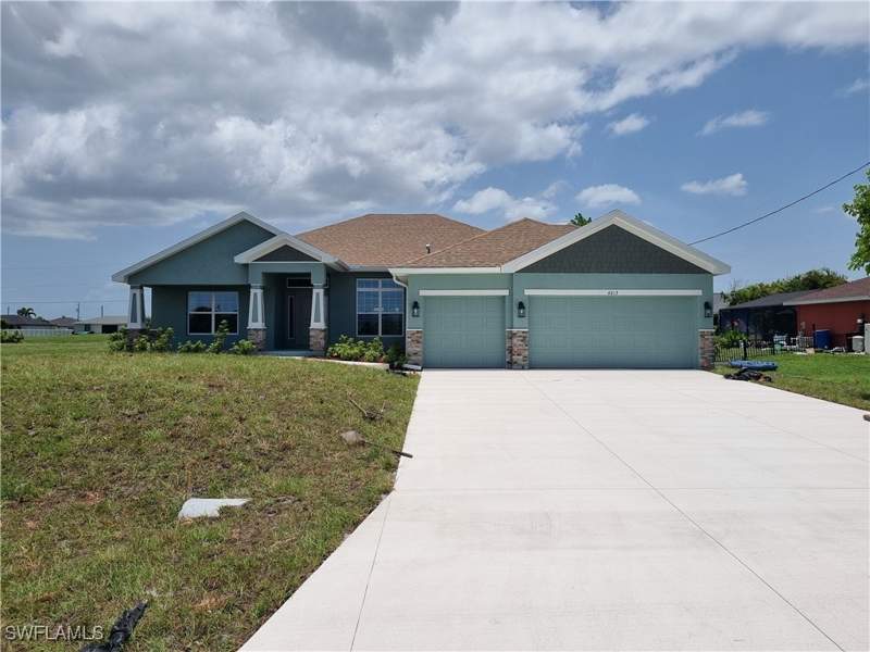 4 bedroom SingleFamilyResidence at 4013 NW 37th Ave, Cape Coral, Cape Coral — photo 2