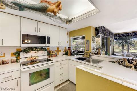 1141 S Collier Blvd 107, Marco Island FL - photo 11 of 29