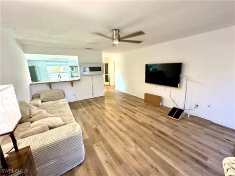 1521 SW 47th Ter 201, Cape Coral FL - photo 6 of 22