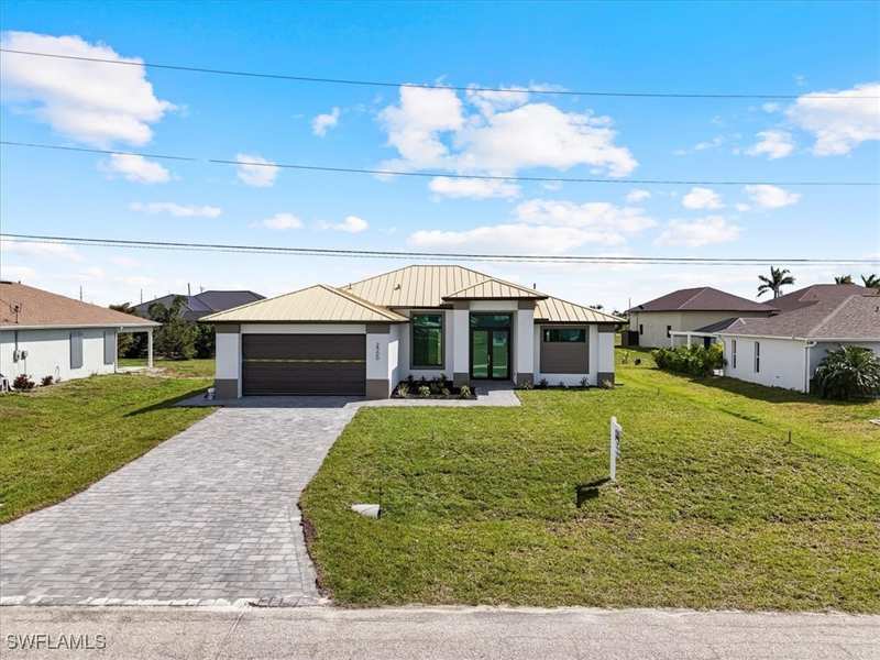 4 bedroom SingleFamilyResidence at 2500 NW 7th St, Cape Coral, Cape Coral — photo 1