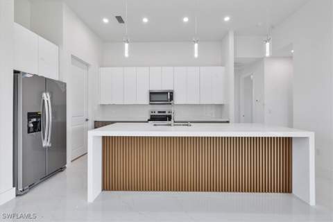 2500 NW 7th St, Cape Coral FL - photo 15 of 42