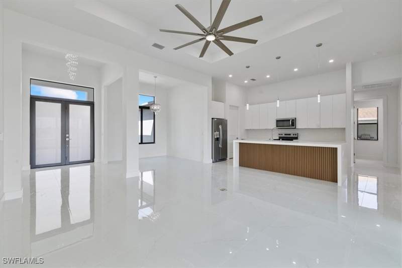 4 bedroom SingleFamilyResidence at 2500 NW 7th St, Cape Coral, Cape Coral — photo 3