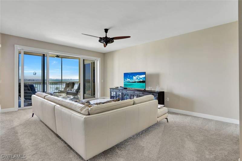 3 bedroom Condominium at 6081 Silver King Blvd 704, Tarpon Landings, Cape Coral — photo 3
