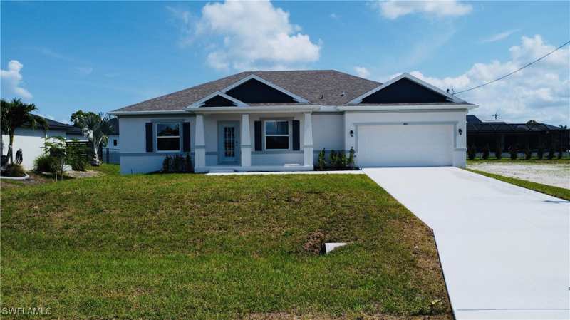 3 bedroom SingleFamilyResidence at 4305 NW 27th Ter, Cape Coral, Cape Coral — photo 1