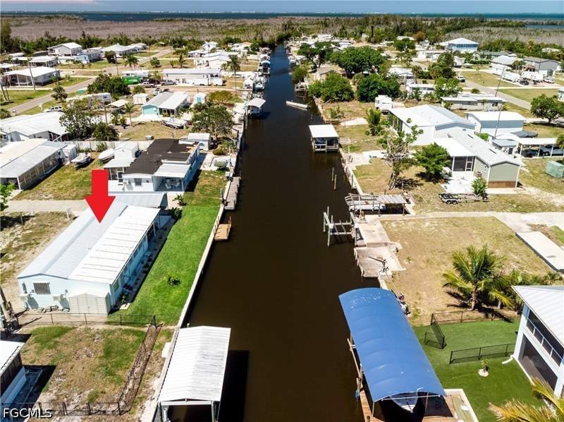 2 bedroom ManufacturedHome at 5012 Sandpiper Dr, Flamingo Bay, St James City — photo 3