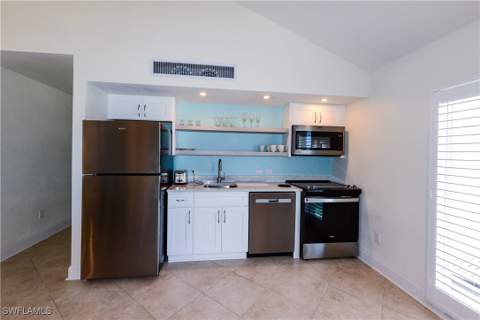 2255 W Gulf Dr 140, Sanibel FL - photo 6 of 26