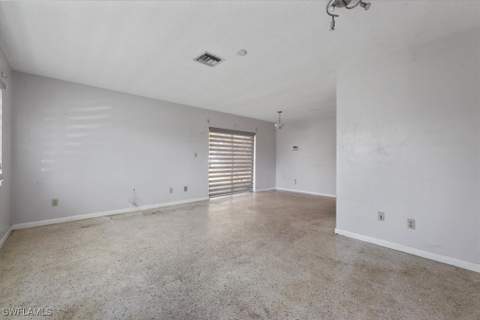 139 Coolidge Ave, Lehigh Acres FL - photo 6 of 27