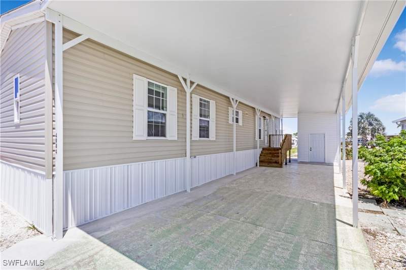 2 bedroom ManufacturedHome at 4944 Porky Ln, Pine Island Cove, St James City — photo 5
