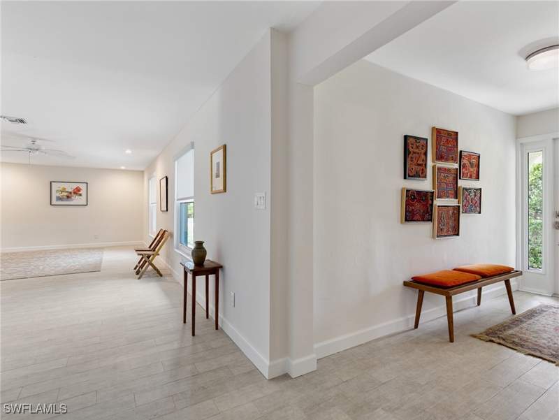 6 bedroom SingleFamilyResidence at 3704 Blue Heron Dr, Lucas Landing, Fort Myers — photo 5