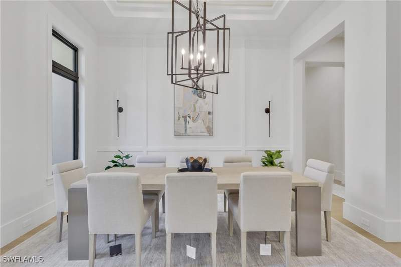 6 bedroom SingleFamilyResidence at 5174 Sycamore Dr, Logan Woods, Naples — photo 5