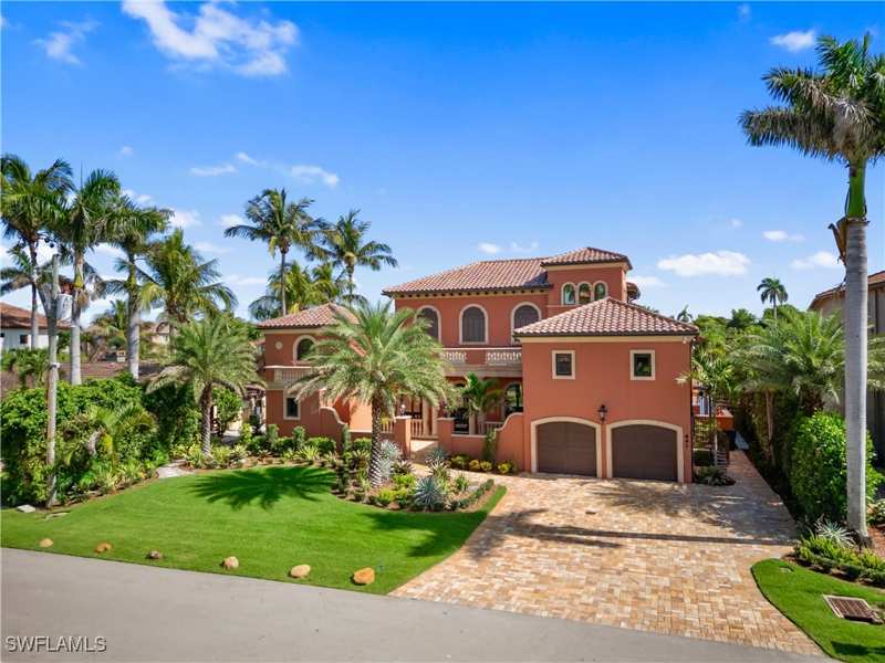 4 bedroom SingleFamilyResidence at 841 Cypress Lake Cir, Town And River, Fort Myers — photo 1