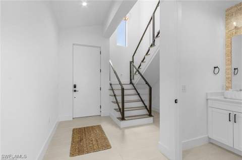678 95th Ave N, Naples FL - photo 15 of 37