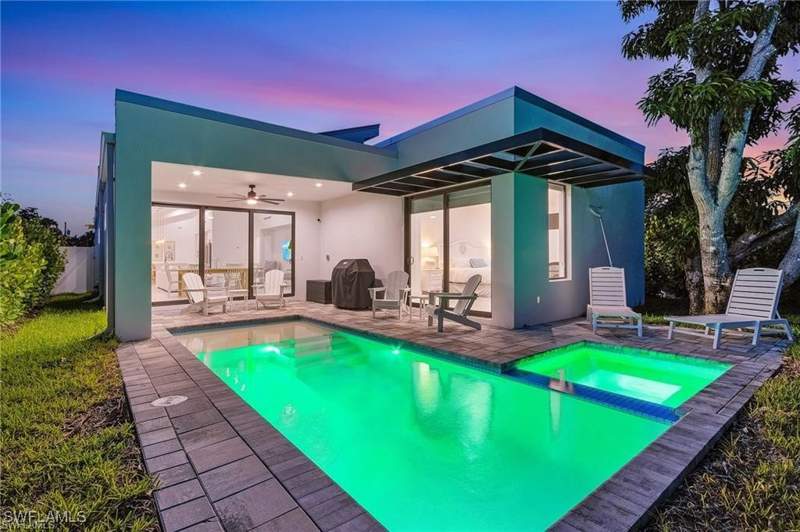 4 bedroom SingleFamilyResidence at 678 95th Ave N, Naples Park, Naples — photo 4
