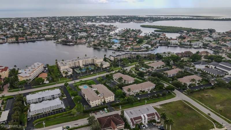 2 bedroom Condominium at 835 W Elkcam Cir 103, Adriatic, Marco Island — photo 4