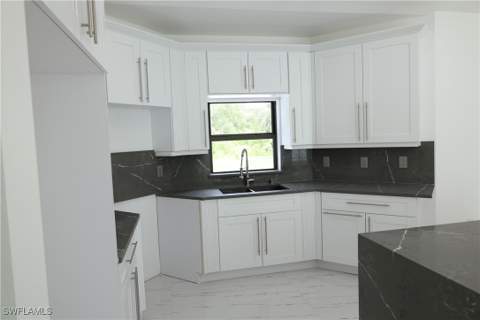 407 Washington Ave, Lehigh Acres FL - photo 24 of 46
