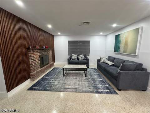 2231 Isle Of Pines Ave, Fort Myers FL - photo 6 of 24