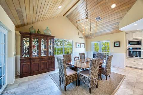 5438 Shearwater Dr, Sanibel FL - photo 7 of 35