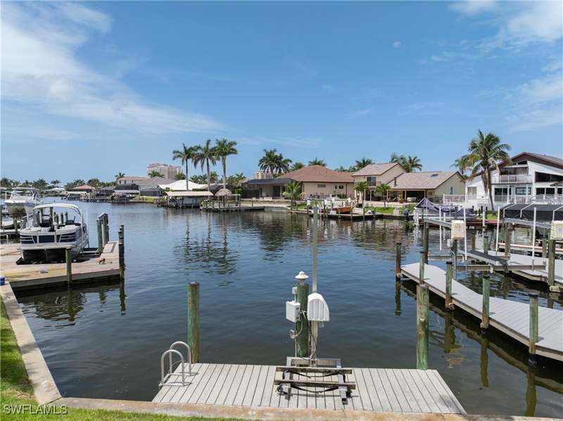 3 bedroom SingleFamilyResidence at 5514 SW 9th Ave, Cape Coral, Cape Coral — photo 3