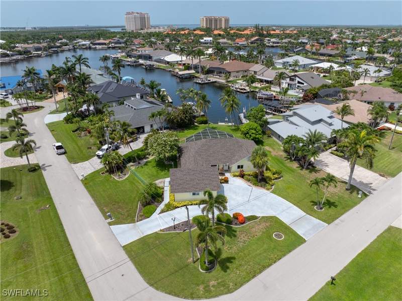 3 bedroom SingleFamilyResidence at 5514 SW 9th Ave, Cape Coral, Cape Coral — photo 4