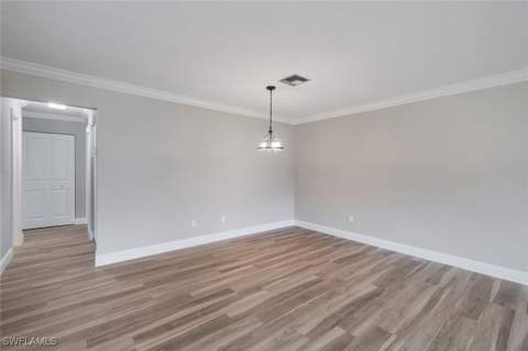 233 Yorkshire Ct, Naples FL - photo 9 of 12