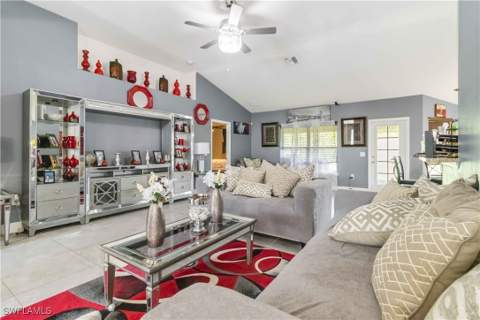 915 Alvin Ave, Lehigh Acres FL - photo 9 of 32